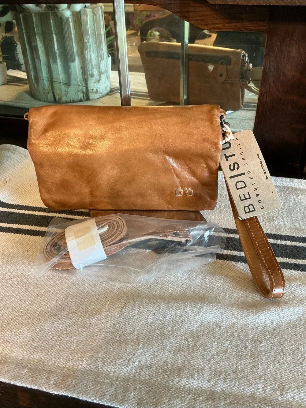 Bed Stu nwt bed